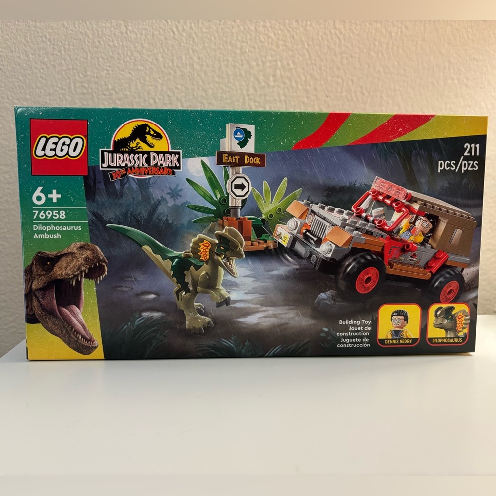 NWT | Lego Jurassic Park | Dilophosaurus Ambush | 30TH ANNIVERSARY EDITION
